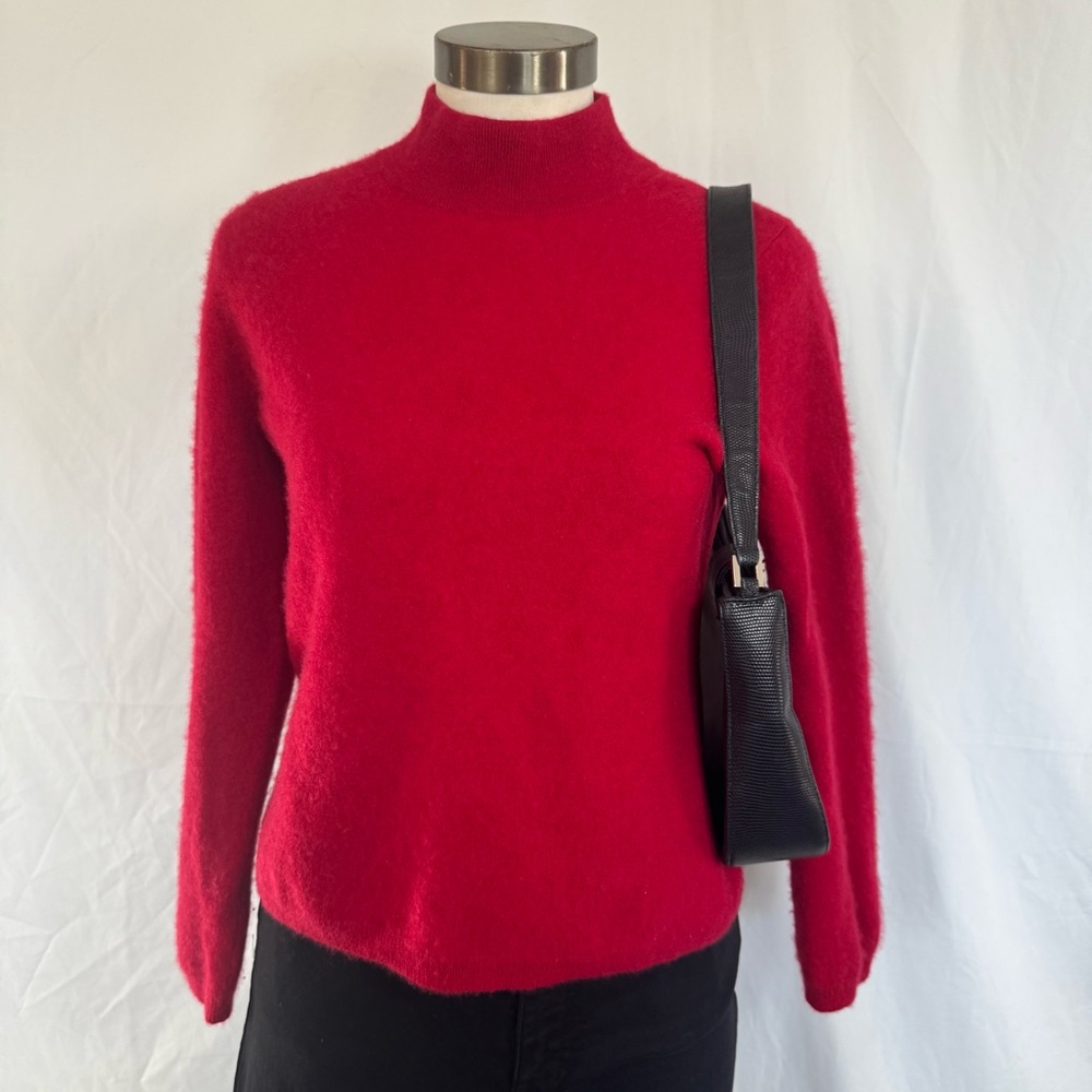Chic Red Cashmere Mock Neck Sweater